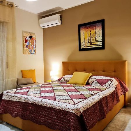 Casa Vacanze La Melagrana Modica Exteriör bild